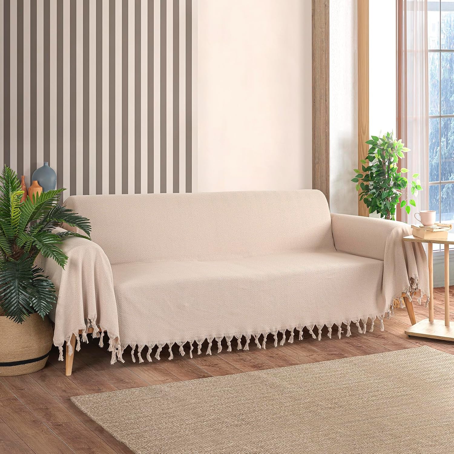 Sofa Throws Large 3 Seater, Extra Large Throws for Settees | 180 X 300 Cm Beige, Sofa Cover 3 Seater, Throws for Sofas Large Blanket with a Herringbone Pattern and Tasselled Edges
